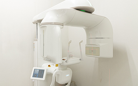 写真：歯科用CT（コーンビームCT）